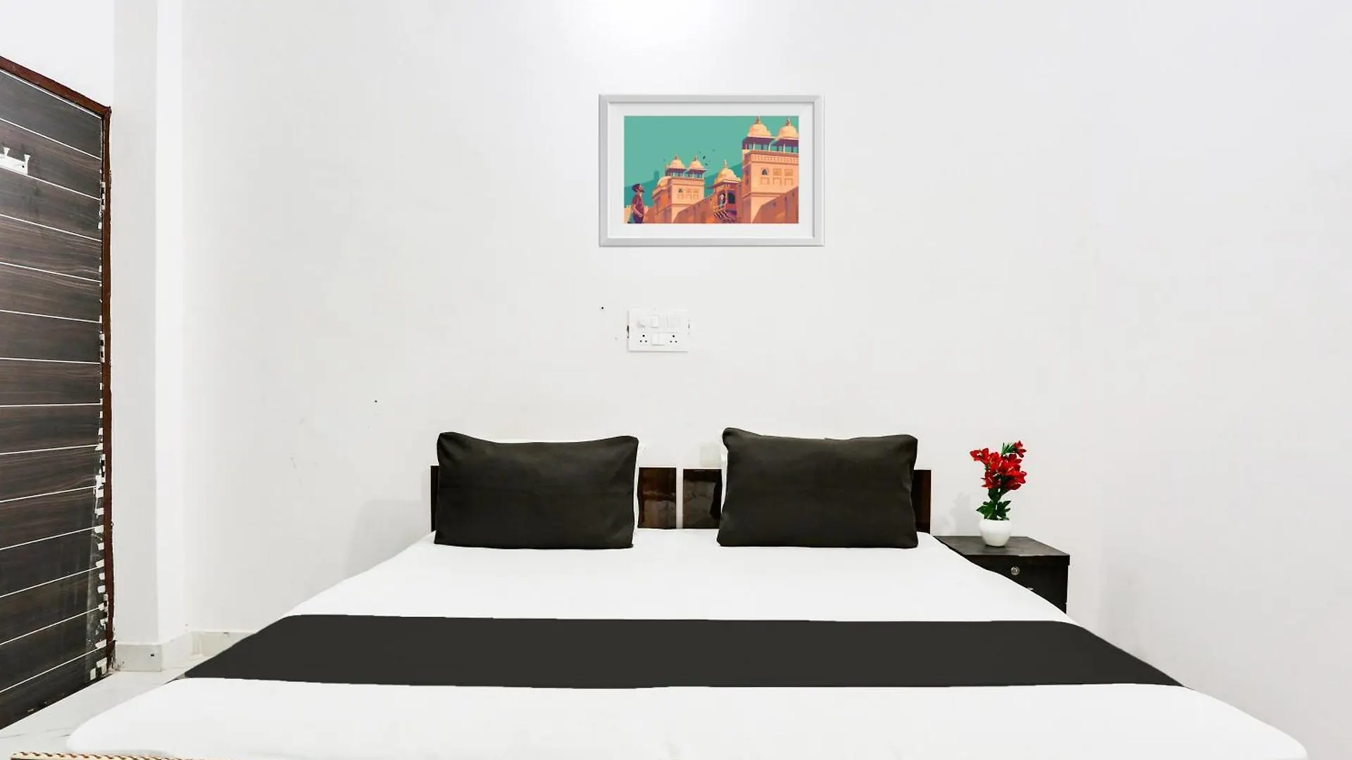 Hotel O Met City Gurgaon