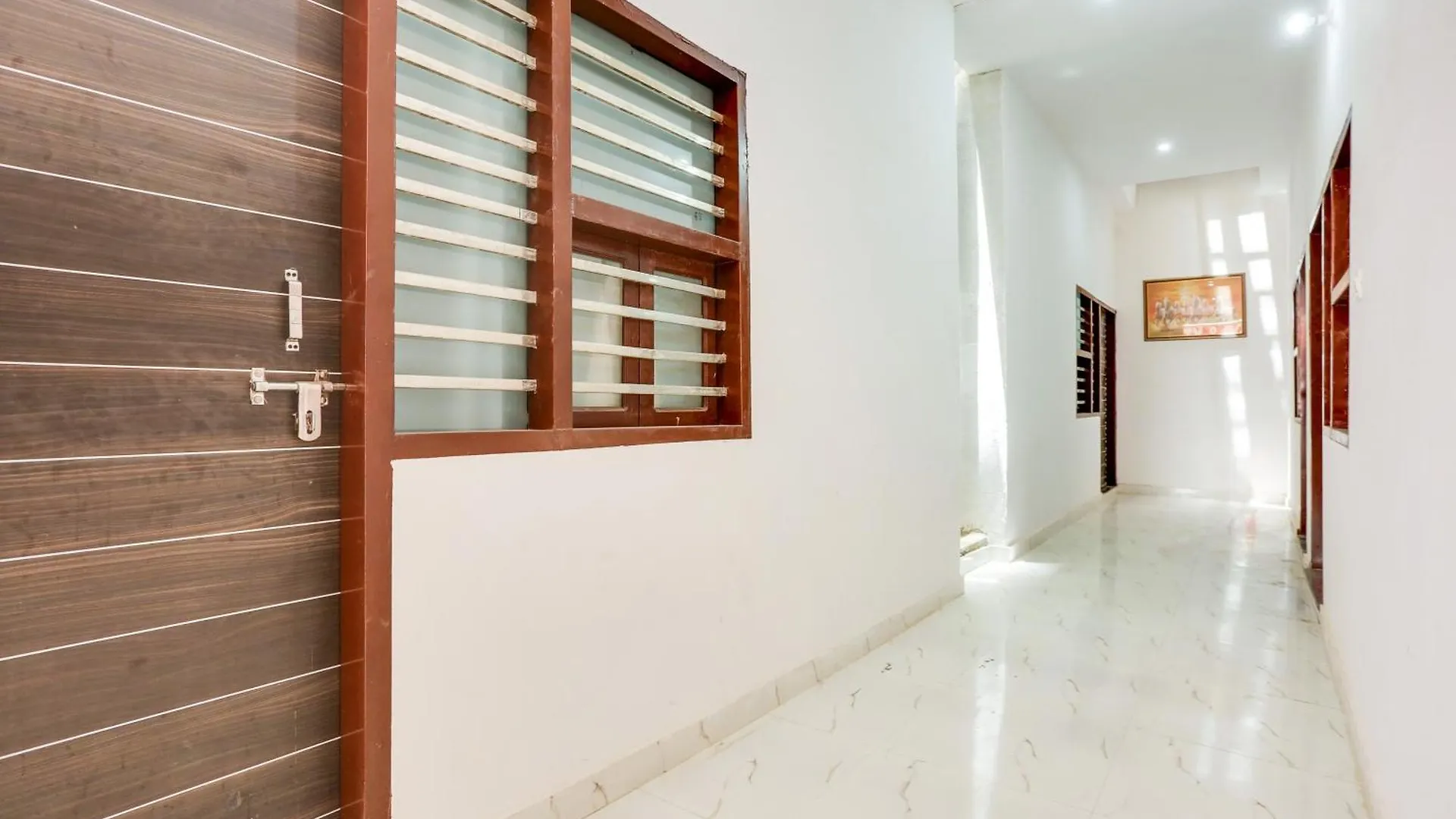 Hotel O Met City Gurgaon