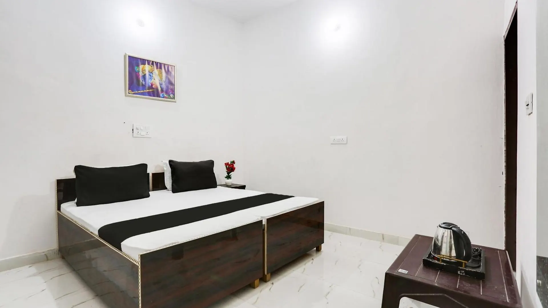 Hotel O Met City Gurgaon India