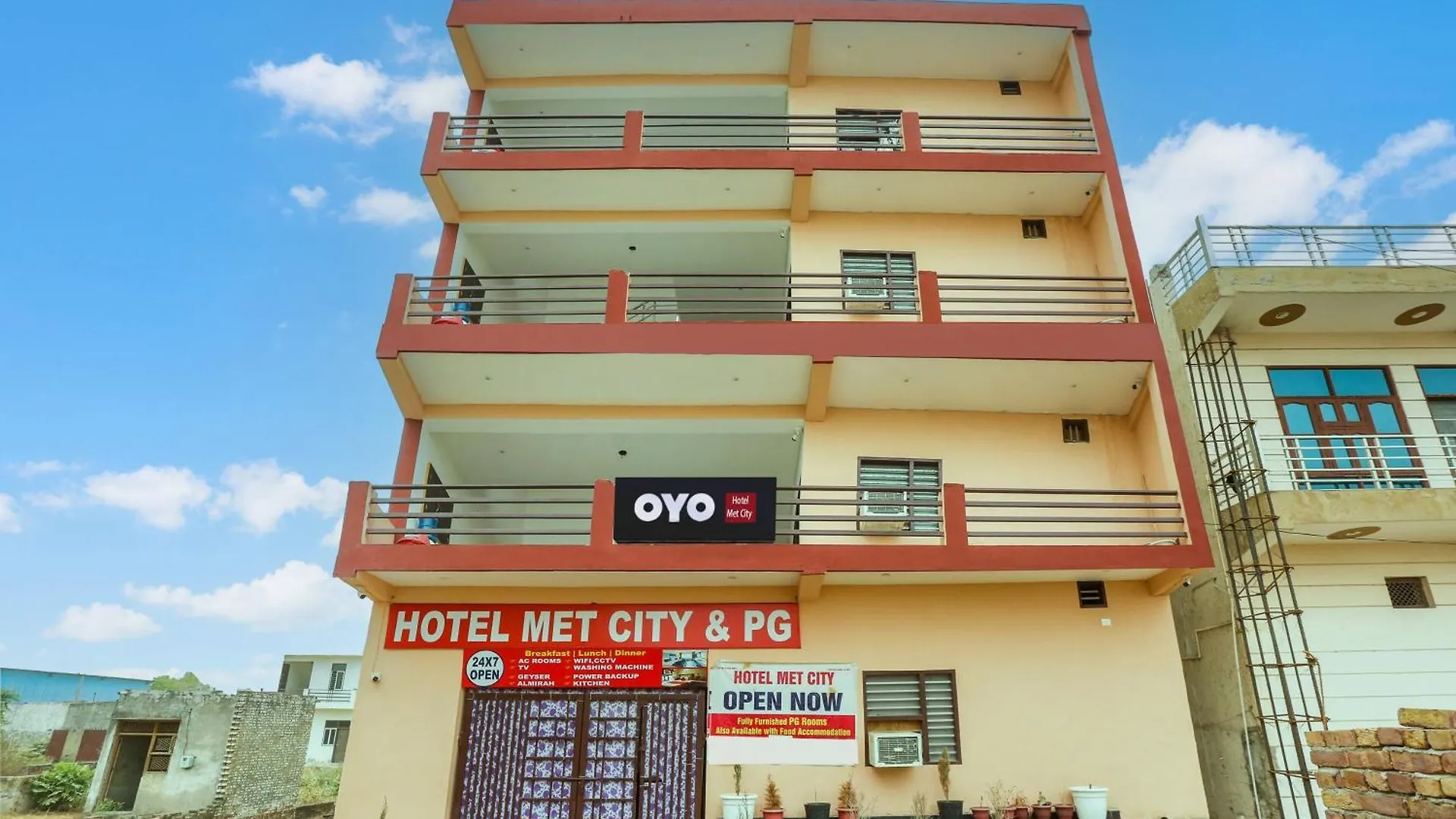 Hotel O Met City Gurgaon